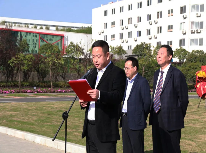 总投资30亿元,深圳东风高端专用车产业园区新办公楼揭牌仪式圆满礼成!